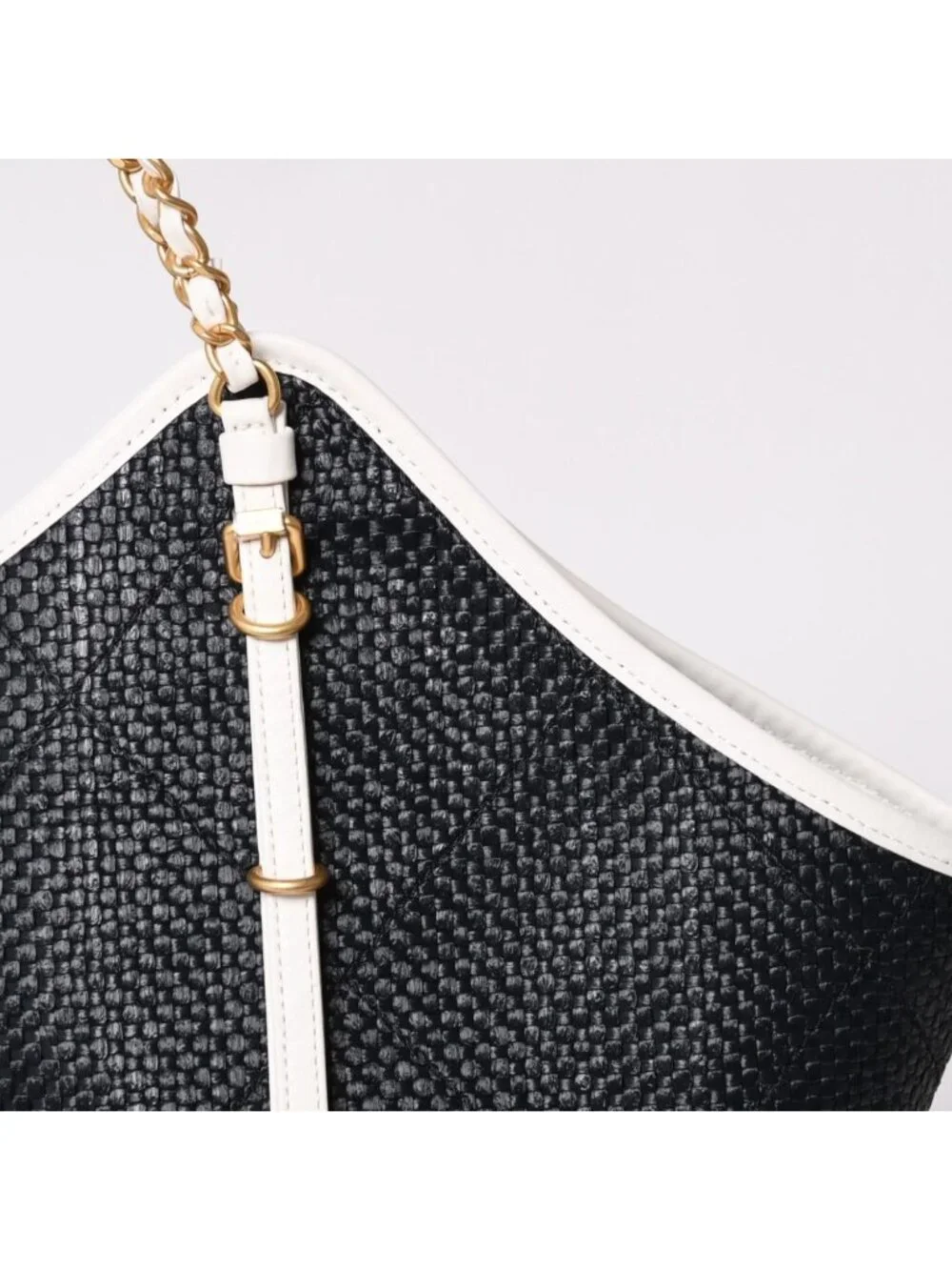 Chanel Maxi Shopping Bag Braided Raffia Effect Canvas CC Logo Gold Base